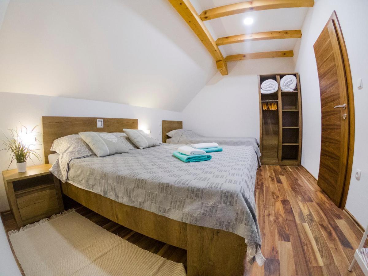 Studio Apartment Karlo ドレツニック・グラード エクステリア 写真